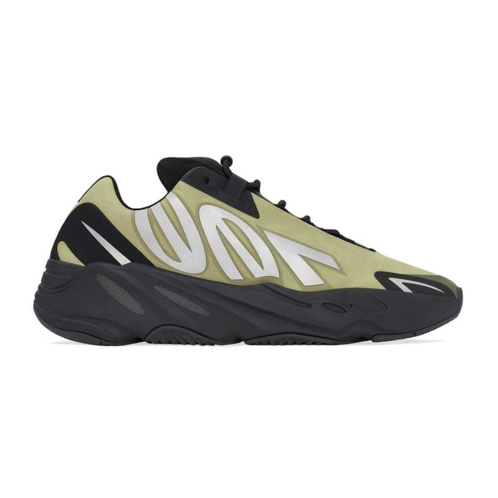 Yeezy Childrens/Kids 700 MNVN Sneakers / Green